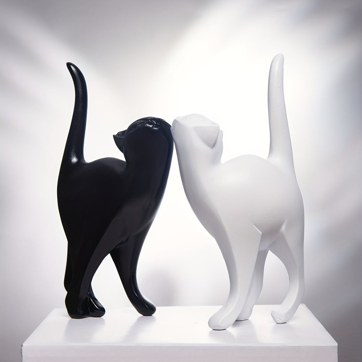 Minimalistische Katzenstatue Aus Kunstharz – Beruhigende Eleganz Für Ihr Zuhause 8