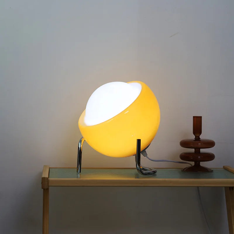 Mittelalterliche Bauhaus Tischlampe – Stilvolles Licht Für Ihr Zuhause 1