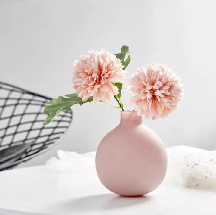**Moderne Nordische Keramikvase** – Handgefertigte Eleganz für Ihr Zuhause 2