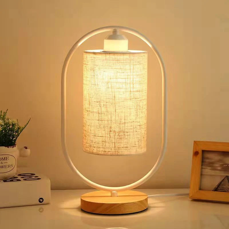 **Nachttischlampe Holz Industriestil – Stilvolle Beleuchtung für Ihr Zuhause** 1