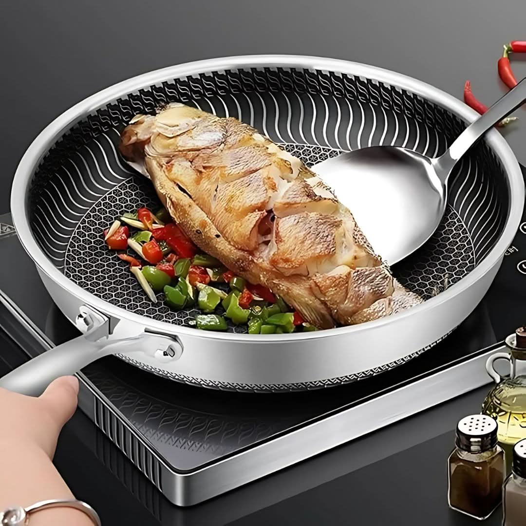 PANFORGE Edelstahlpfanne mit Hexa-Oberfläche – Perfektes Braten für Jeden Tag 3