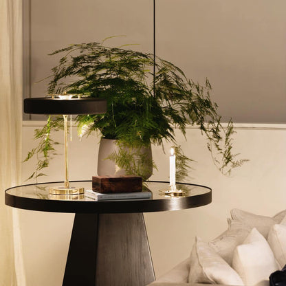 REVOLVE Tischlampe – Stilvolles Design mit Warmem Licht 6