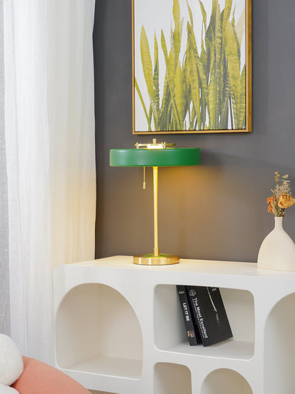 REVOLVE Tischlampe – Stilvolles Design mit Warmem Licht 8