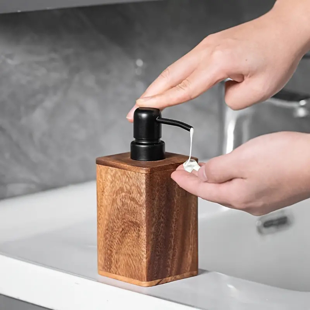 Rustikaler Seifenspender Aus Holz – Elegante Badezimmerdekoration Mit Natürlichem Charme 5