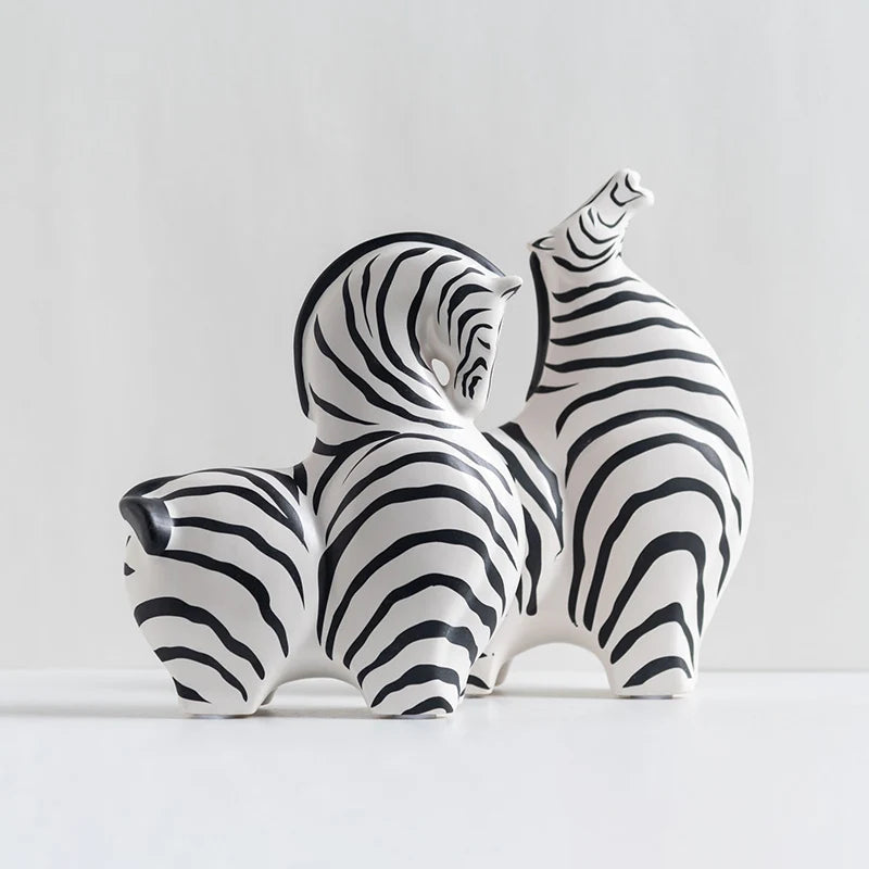 Safari Keramikskulptur Zebra – Verspielt Elegantes Wohnaccessoire 1