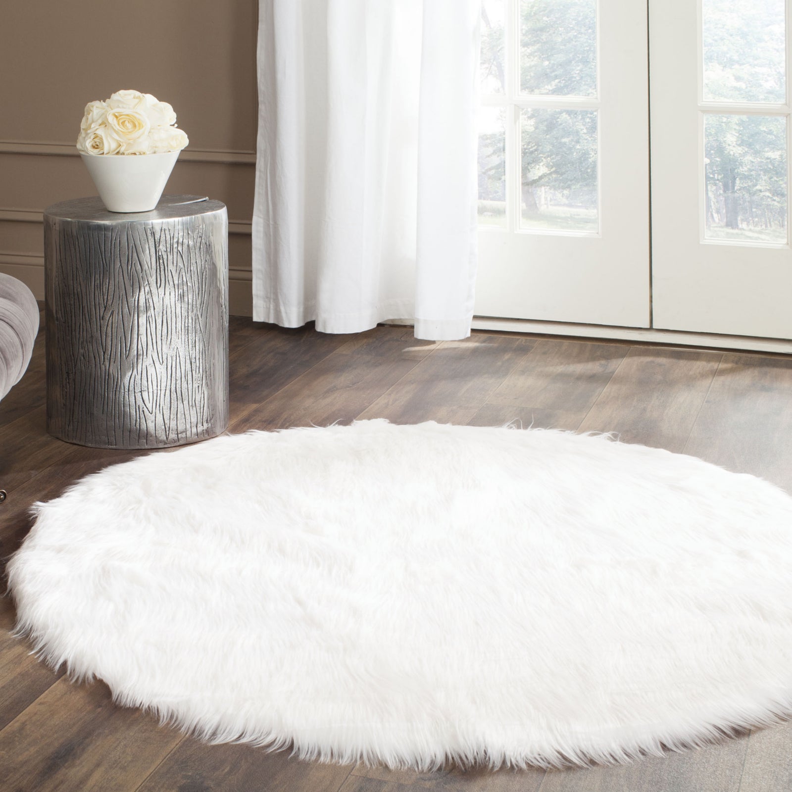 Safavieh Kunstschaffell Teppich FSS235A – Luxuriöse Eleganz Für Ihr Wohnzimmer 4
