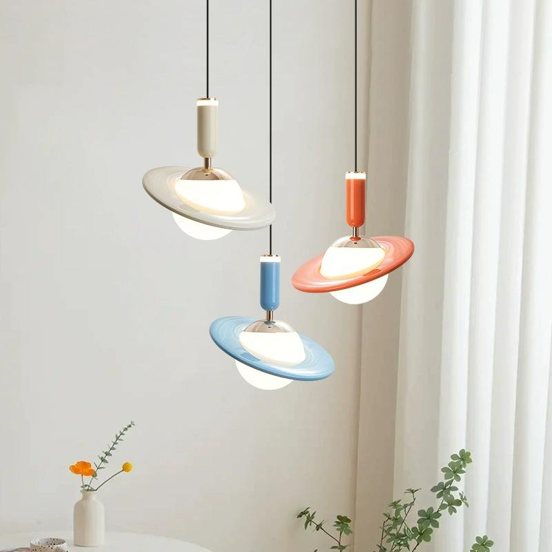 Saturn Design Pendelleuchte – Modernes Licht für Stilvolle Räume 1