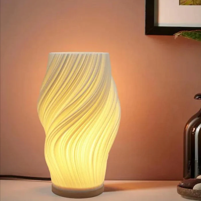 Schicke Spiral-Nachtlichtlampe Gestreifter Schirm – Elegantes Warmes Licht für Modernen Stil 0