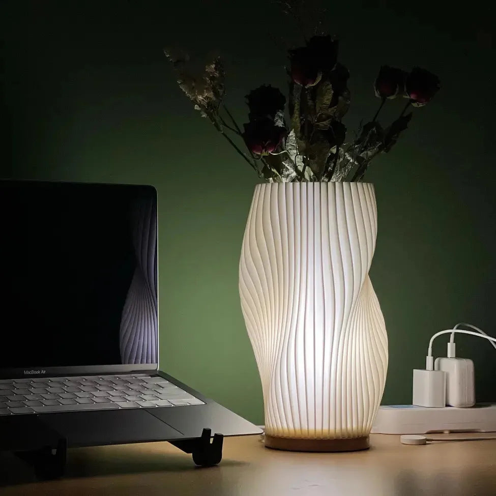 Schicke Spiral-Nachtlichtlampe Gestreifter Schirm – Elegantes Warmes Licht für Modernen Stil 4