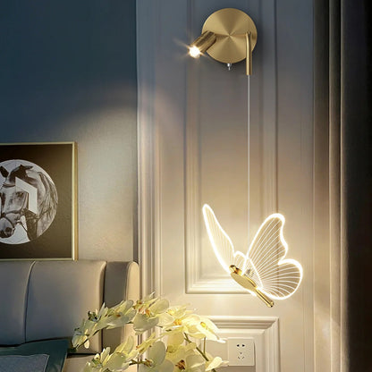Schmetterlings Wandlampe – Elegantes Lichtspiel für Stilvolle Räume 4