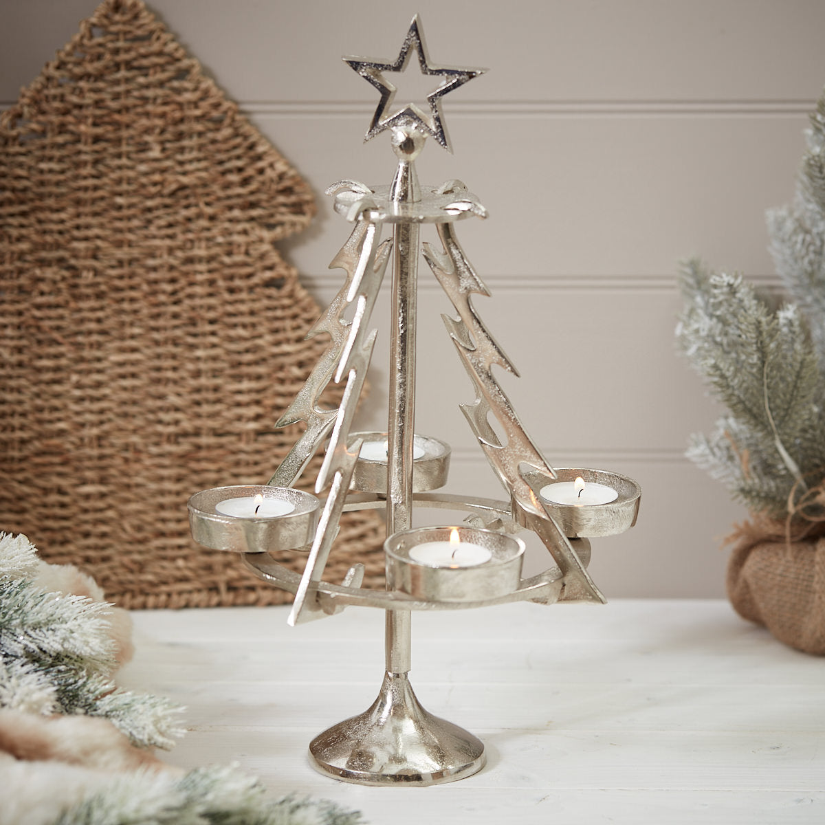 Silberner Metall-Weihnachtsbaum Teelichthalter – Elegante Festliche Stimmung 0