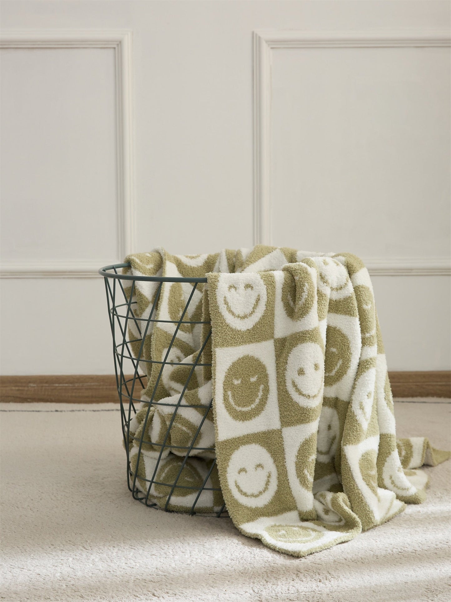 Smiley-Gesichtsdecke aus Mikrofaser – Weiche Kuscheldecke für Gemütliche Abende 7