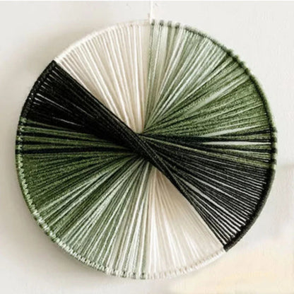 Thread Bloom Wandkunst – Handgefertigtes Fadenmuster Für Ein Modernes Ambiente 0
