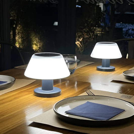 TinySolar Tischlampe Schwarz-Weiß – Nachhaltige Eleganz Für Ihr Zuhause 0