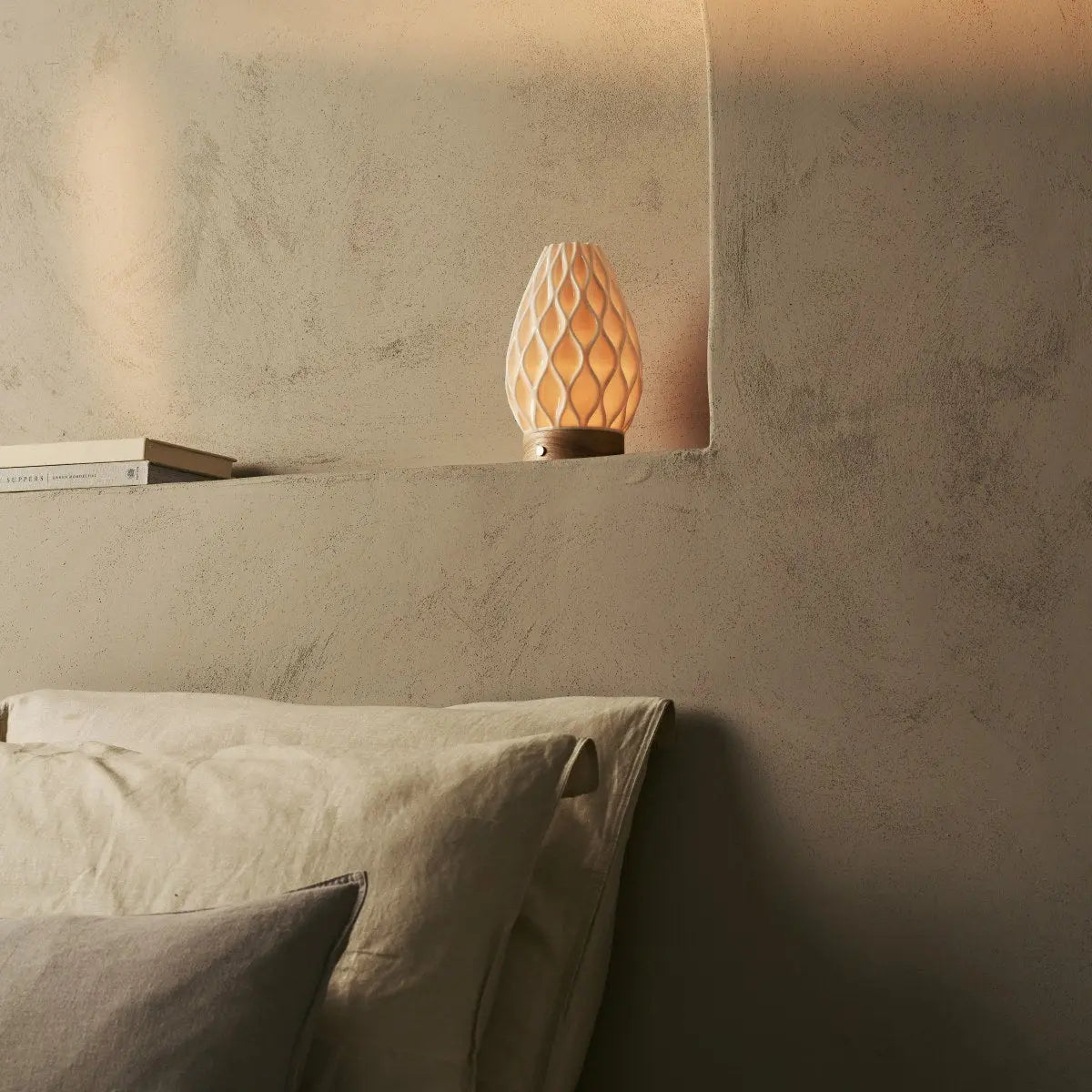 Vela Kabellose Tischlampe aus Porzellan – Flexibles Licht für Jeden Anlass 5