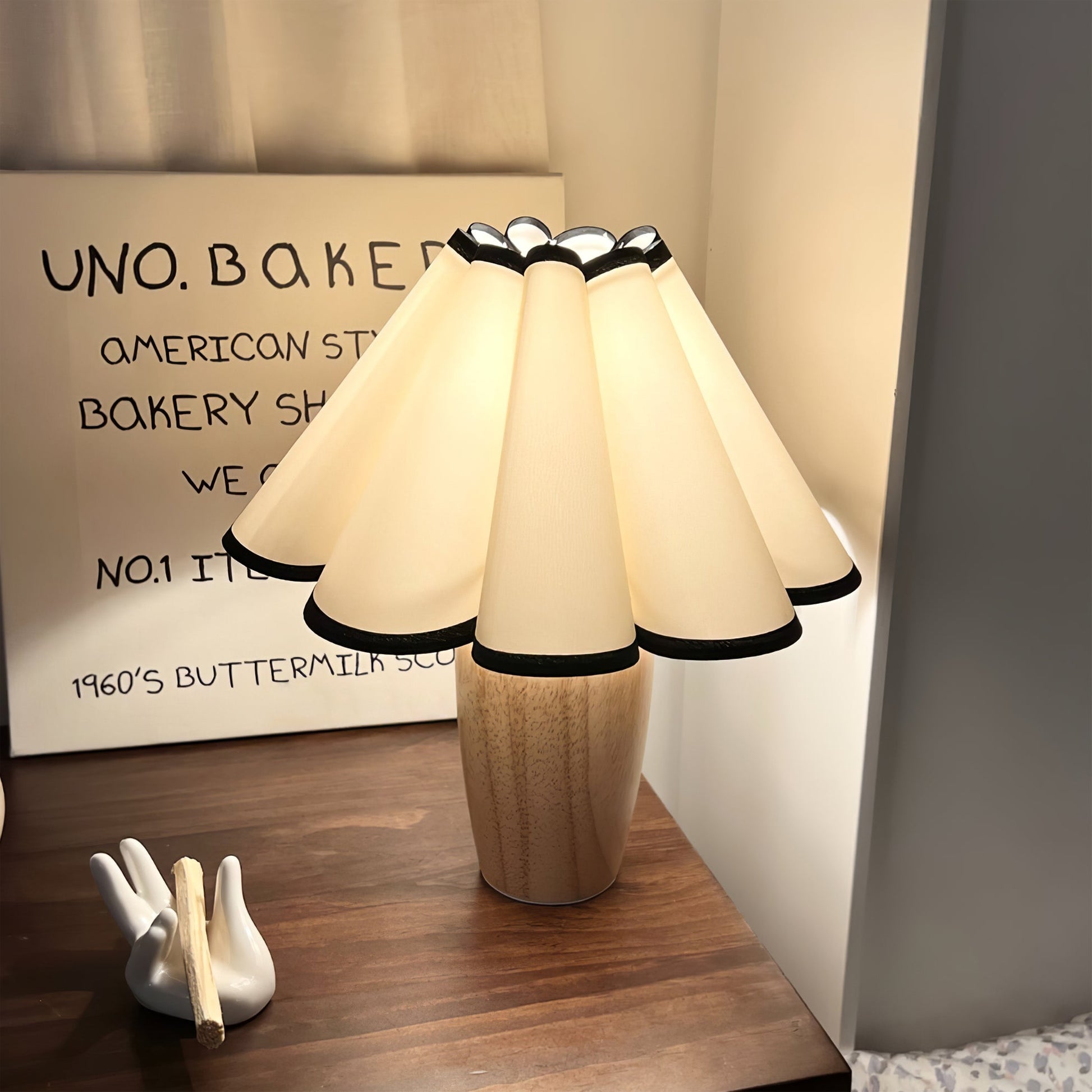 Vintage Fluted Tischlampe – Elegante Beleuchtung für Ihr Zuhause 2