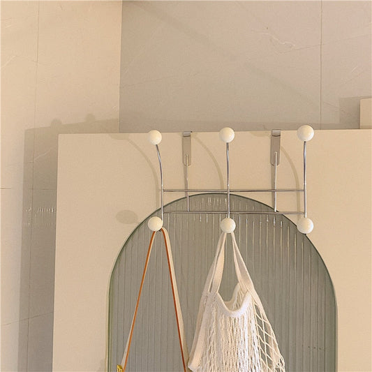 Vintage Garderobe Mit Drei Haken – Stilvolle Ordnung Für Ihr Zuhause 0