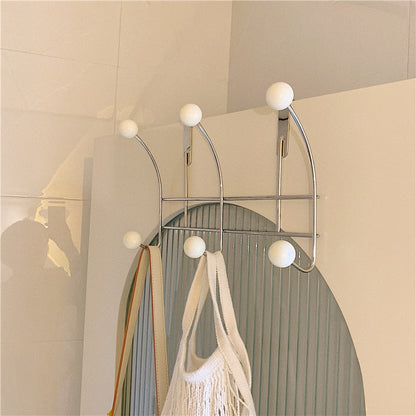 Vintage Garderobe Mit Drei Haken – Stilvolle Ordnung Für Ihr Zuhause 3