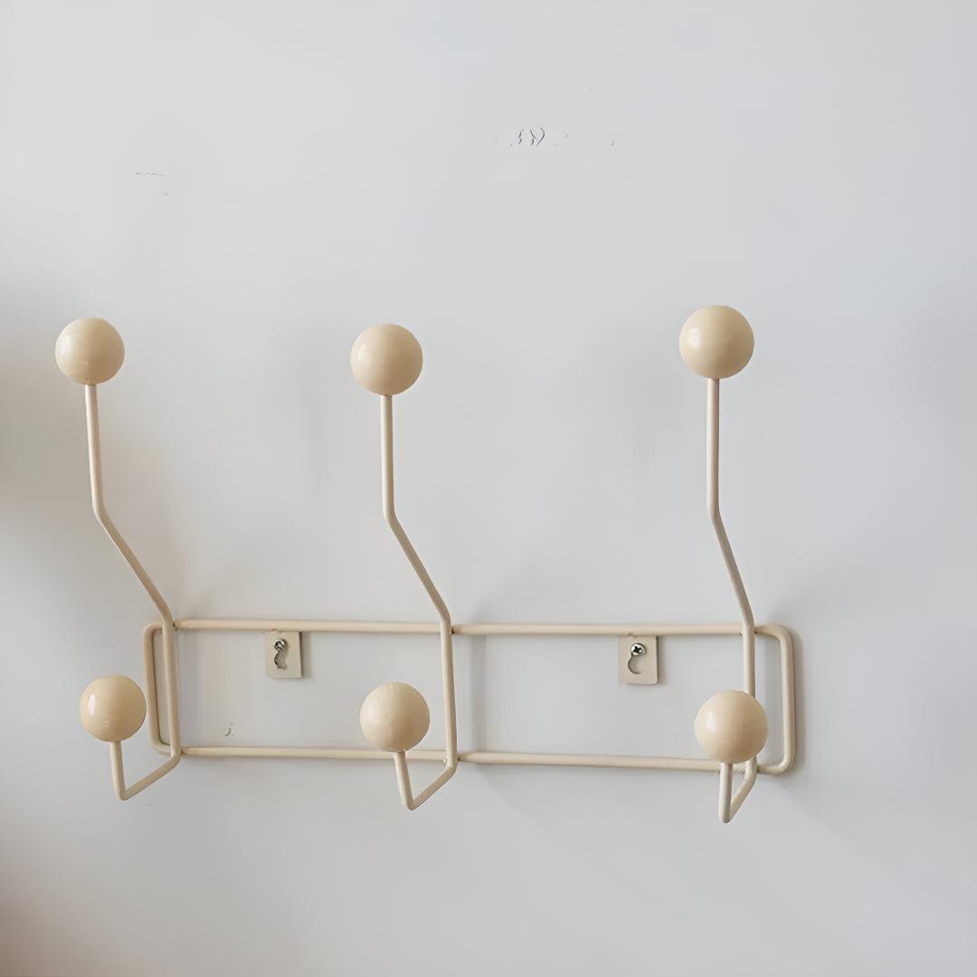 Vintage Wandgarderobe Mid-Century – Stilvolle Ordnung für Ihr Zuhause 3