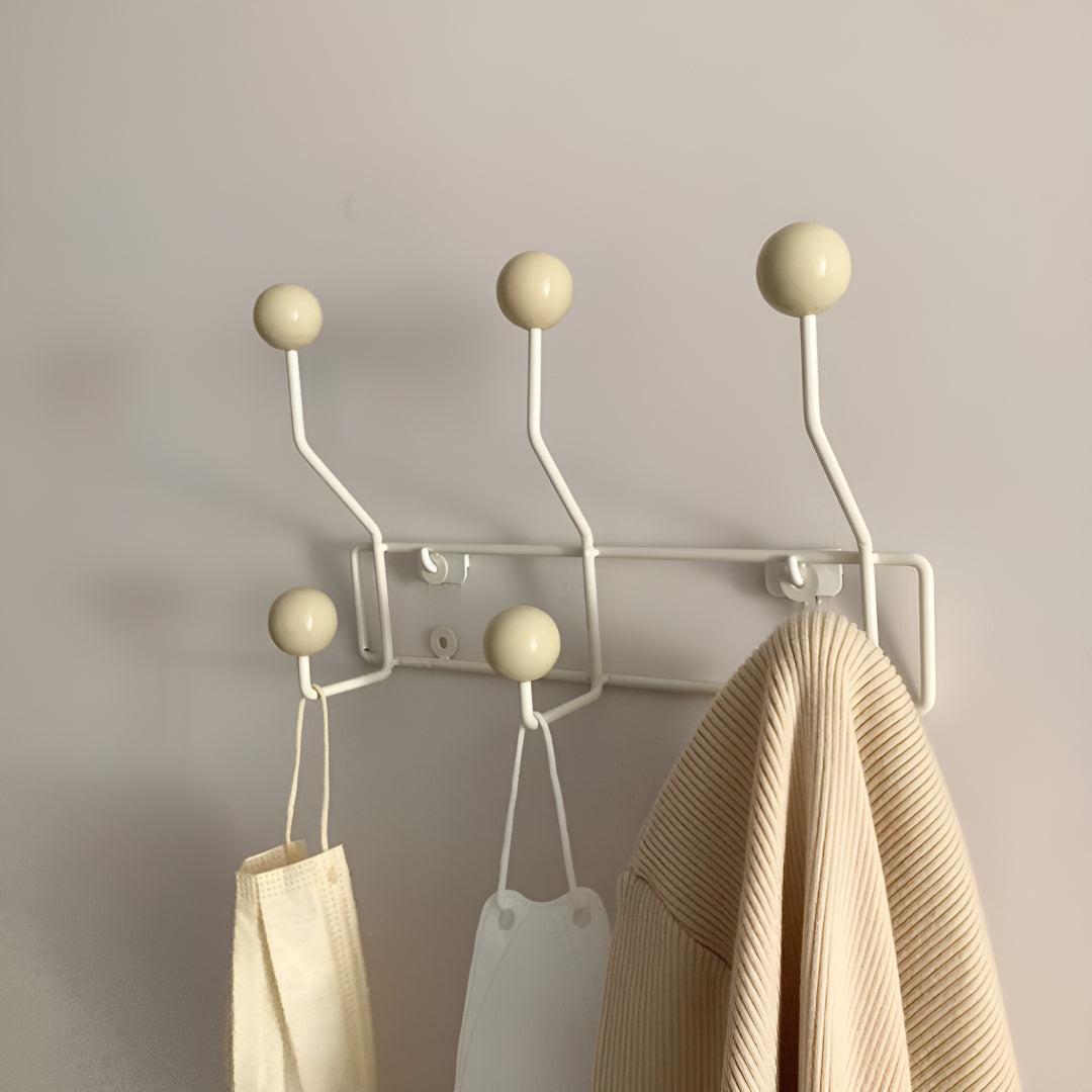 Vintage Wandgarderobe Mid-Century – Stilvolle Ordnung für Ihr Zuhause 5