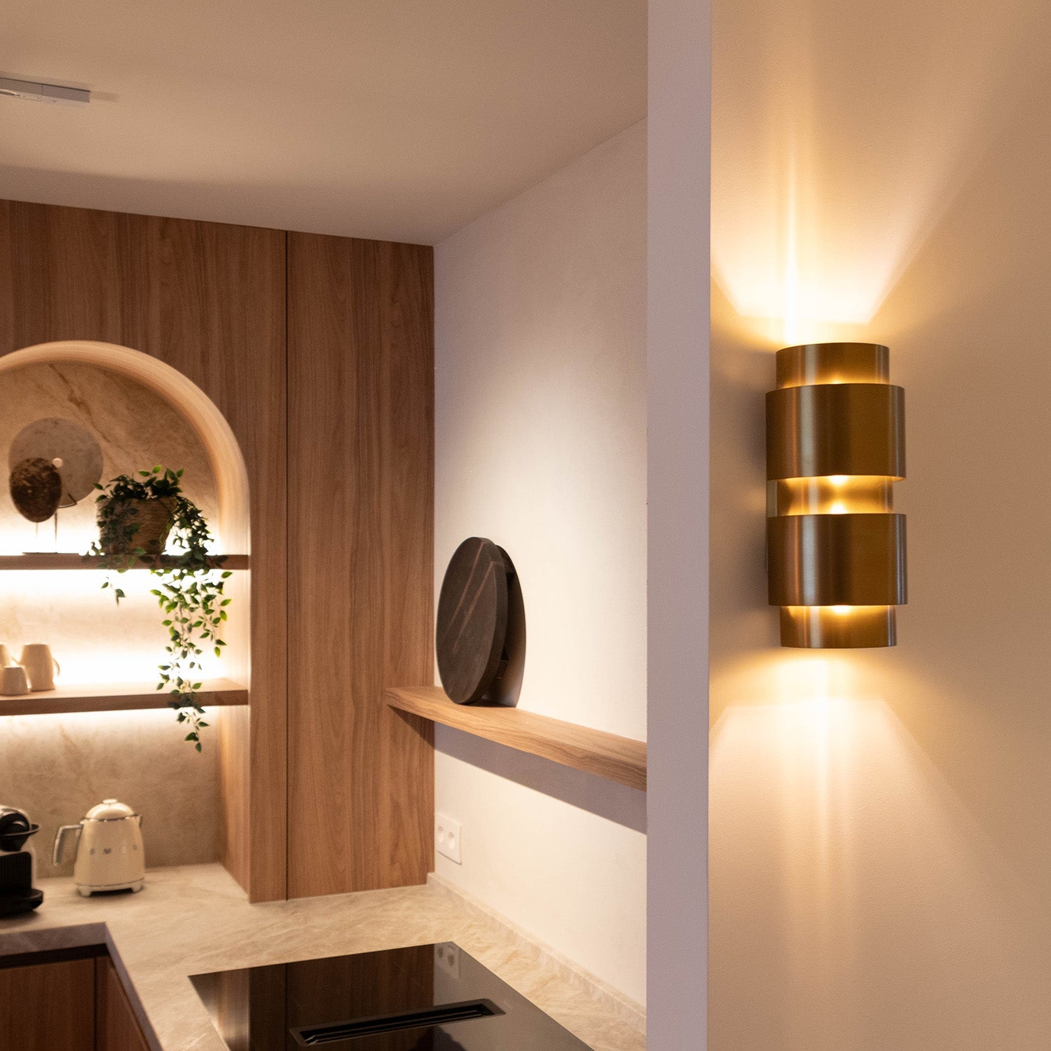Wandleuchte Ivy Antikes Messing – Elegantes Lichtspiel für Stimmungsvolle Akzente 1