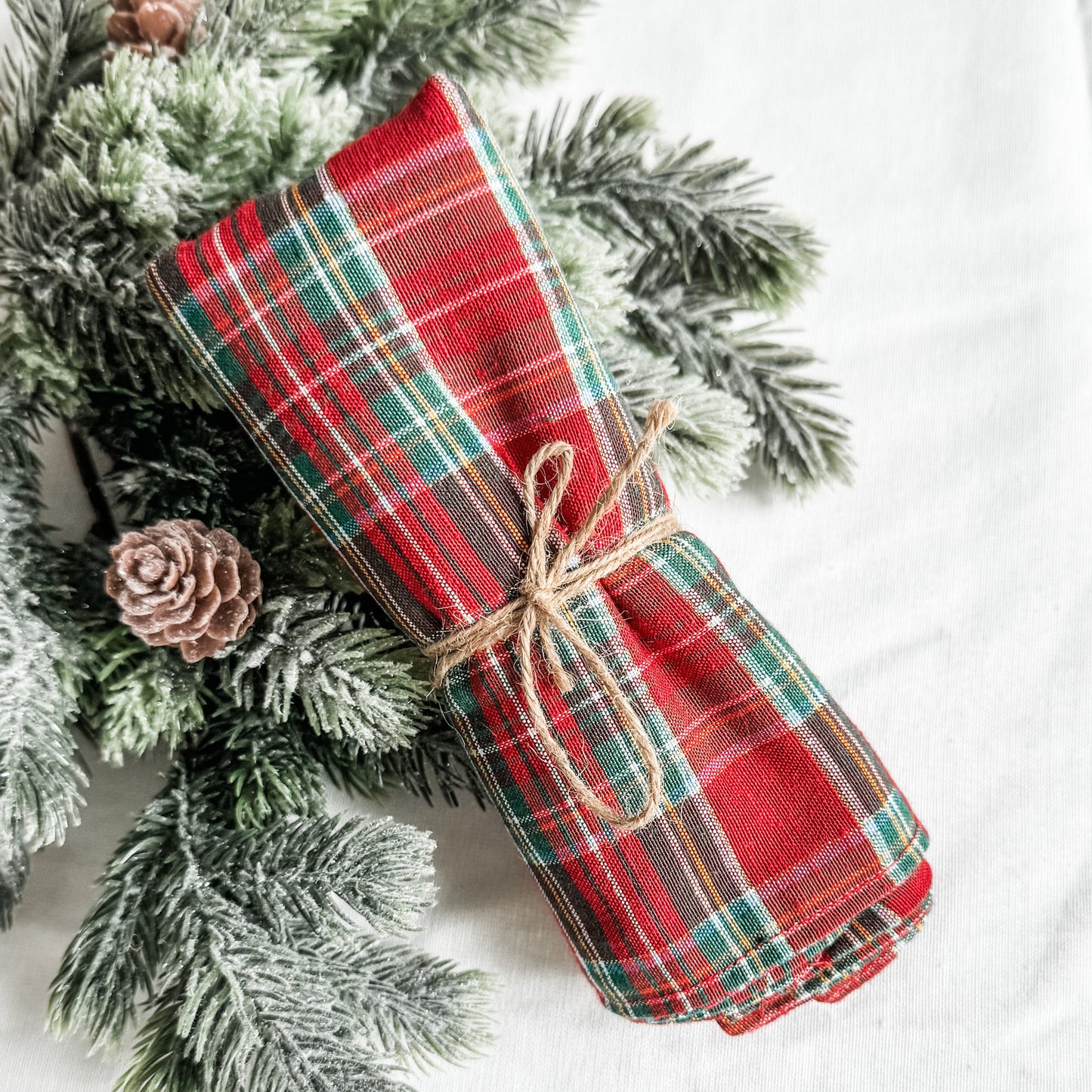 Weihnachtliches Stofftischset Set – Festliche Stimmung Für Ihre Feiertagsmahlzeiten 3