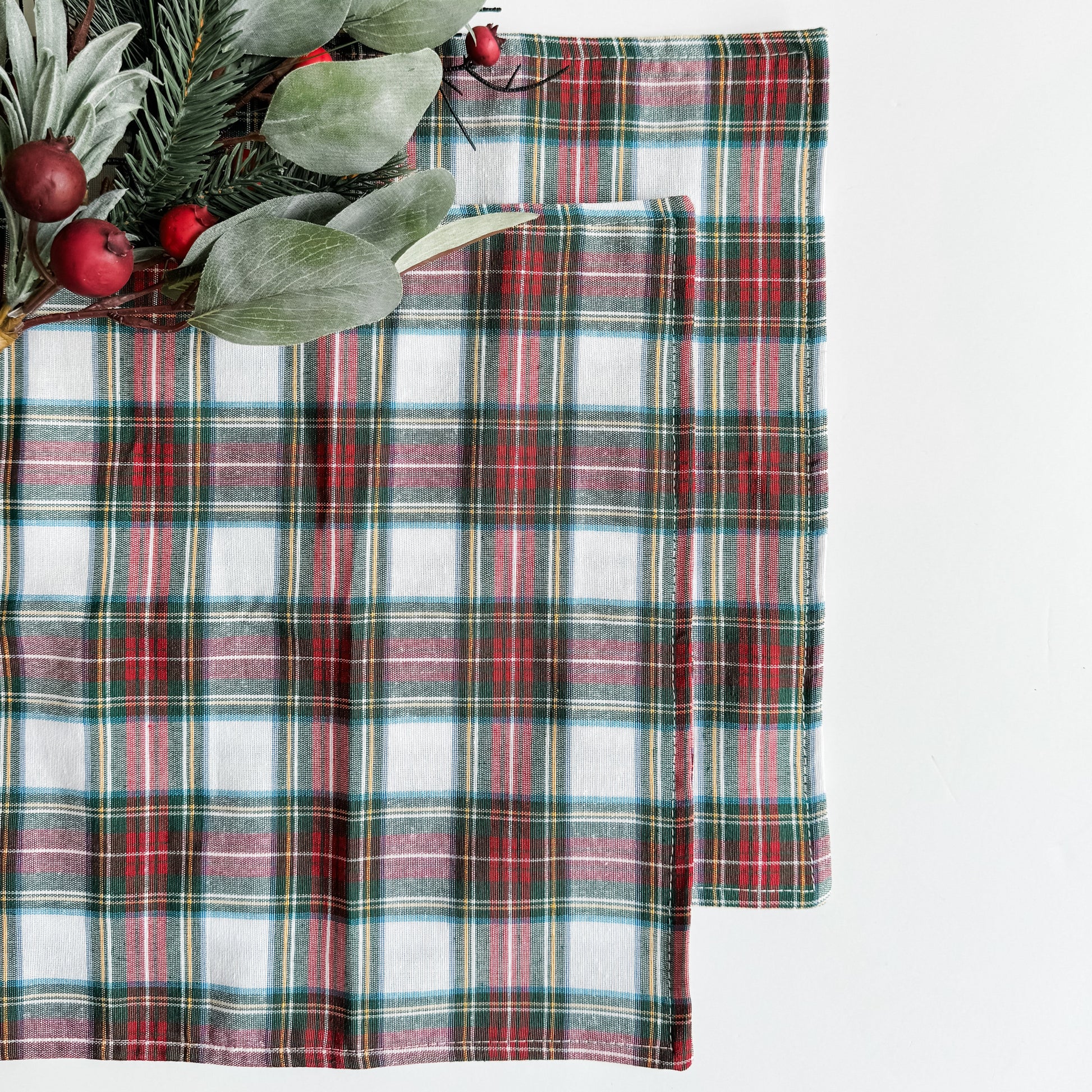 Weihnachtliches Stofftischset Set – Festliche Stimmung Für Ihre Feiertagsmahlzeiten 4