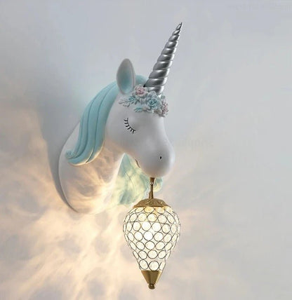<strong>Einhornwandlampe für Kinderzimmer</strong> – Magische Atmosphäre für kleine Träumer 12