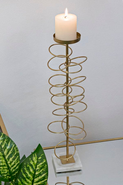 <strong>Eleganter Kerzenhalter Gold 14CM</strong> – Stilvolles Design für jeden Raum 4