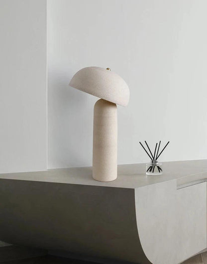<strong>Julia Tischlampe Kollektion</strong> – Elegantes Design für Ihr Zuhause 5