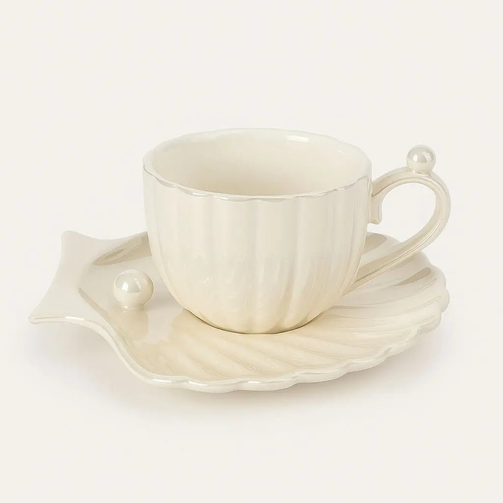 <strong>Marina Perlen Tassen- und Untertassen-Set</strong> – Elegantes Muschelmotiv für jeden Anlass 3