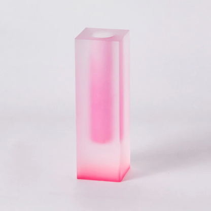 <strong>Moderne Prisma-Acrylvase</strong> – Stilvolle Akzentuierung für Ihr Zuhause 13