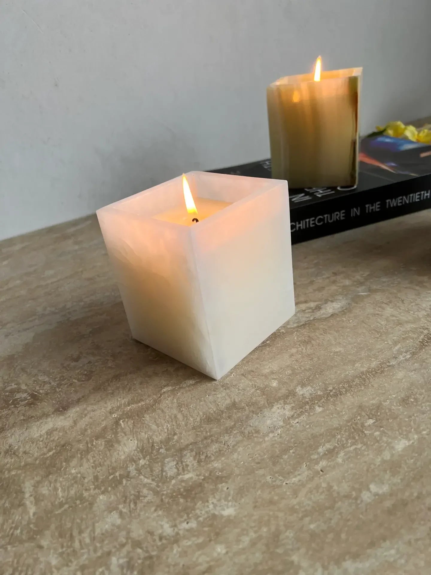 <strong>Naturstein Kerze</strong> – Elegante und Zeitlose Beleuchtung 12