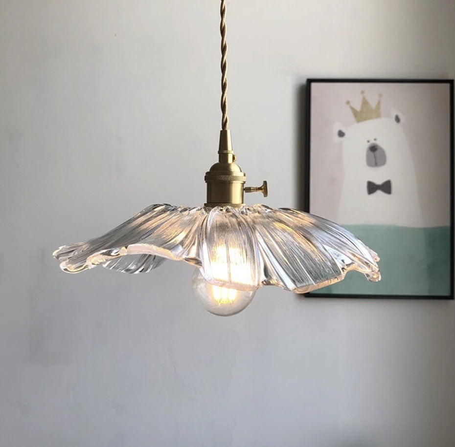<strong>Vintage Blumen-Glas-Pendelleuchte</strong> – Elegantes Design für zeitlose Räume 7