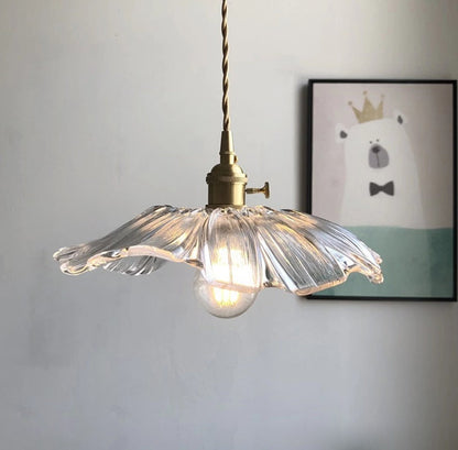 <strong>Vintage Blumen-Glas-Pendelleuchte</strong> – Elegantes Design für zeitlose Räume 7