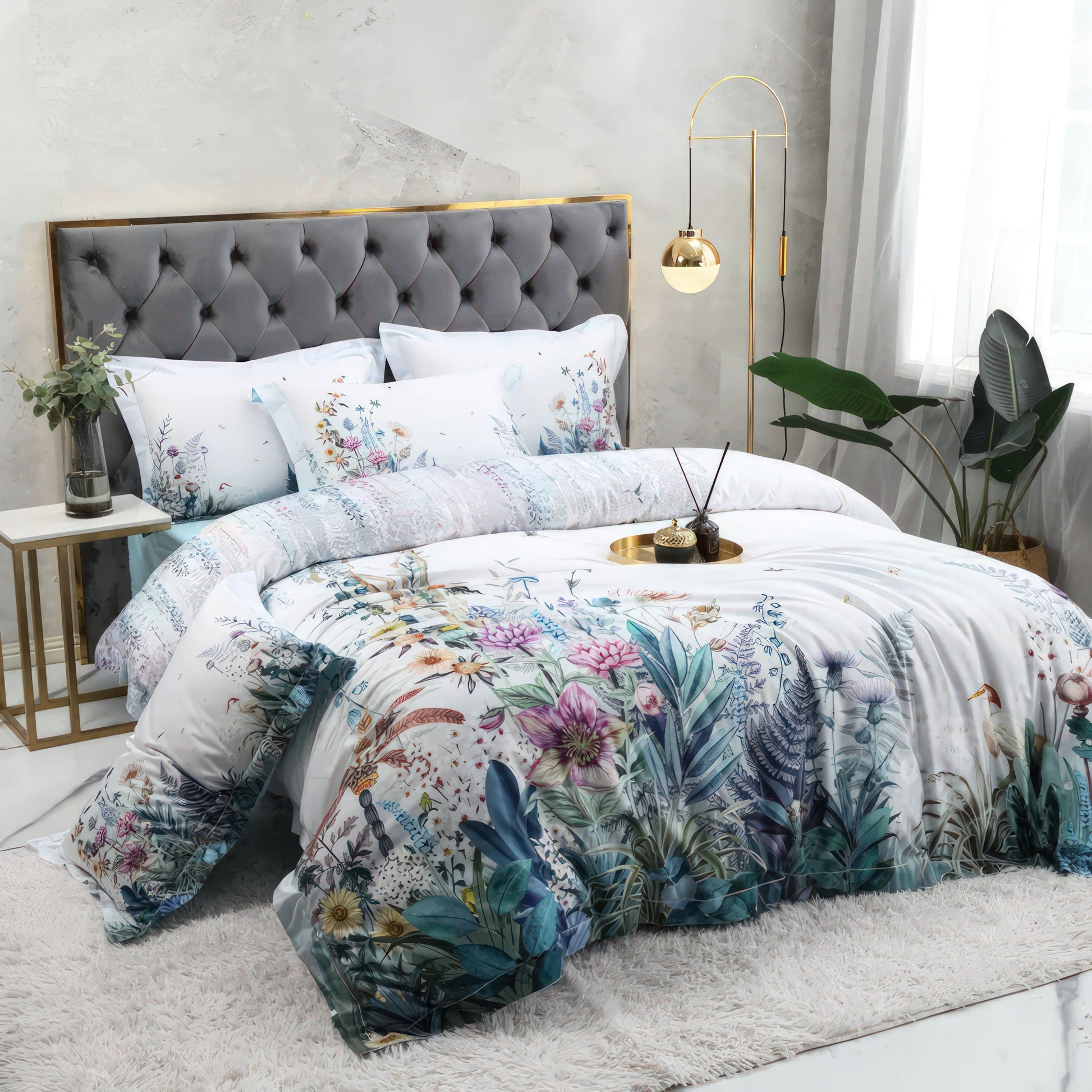 <strong>Violette Blumen Bettbezug-Set</strong> – Zarte Eleganz für Ihr Schlafzimmer 1